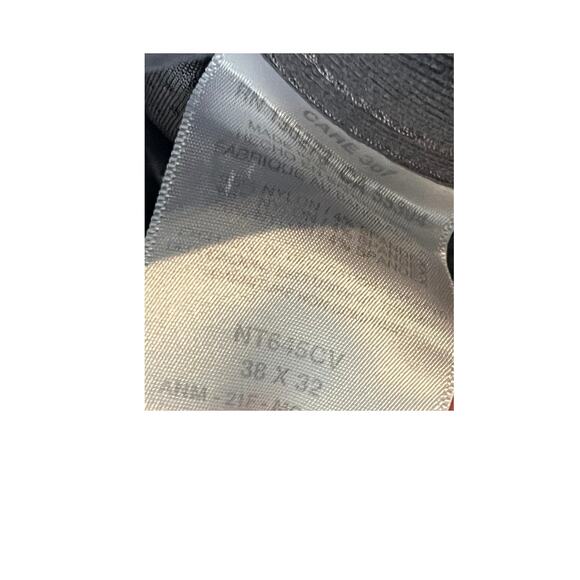 Wrangler All-Terrain Gear Nylon Cargo Pants 38x32 - Picture 3 of 3